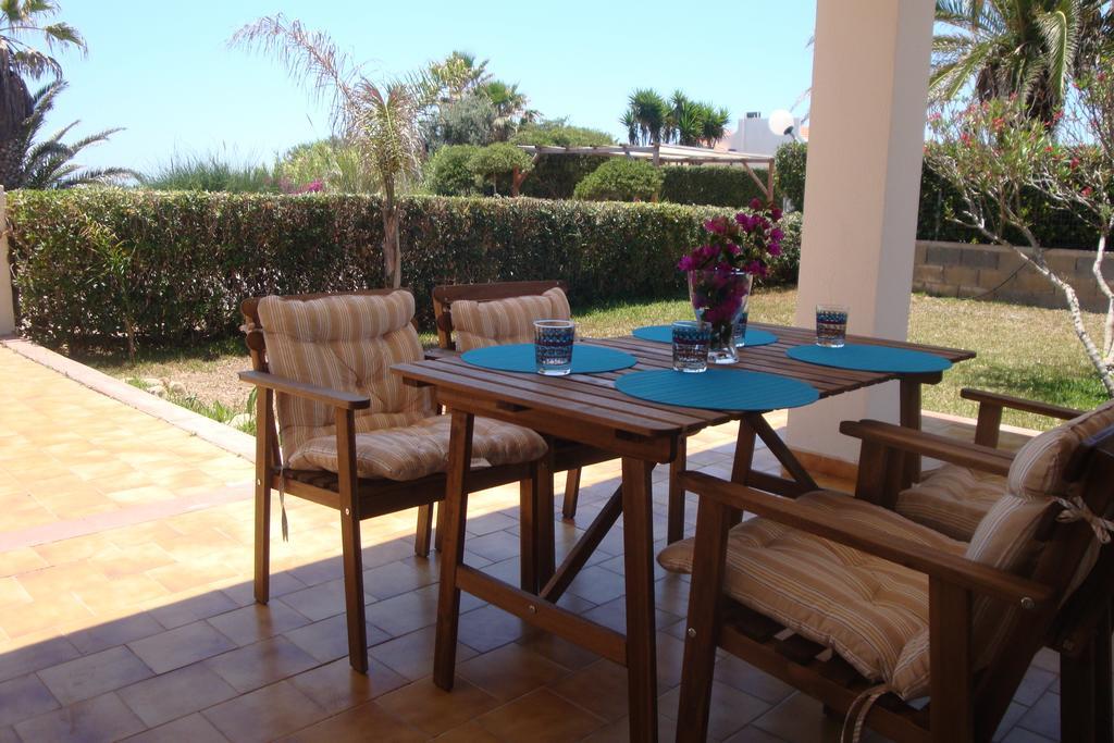 Vila Cala Vigliena Il Sole Negli Occhi Punta Braccetto Pokoj fotografie